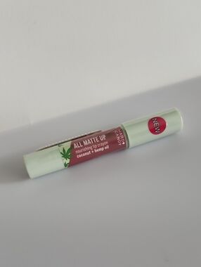 #1776 Hard Candy All Matte Up Plus Lip Crayon, #1776 Stix & Stones